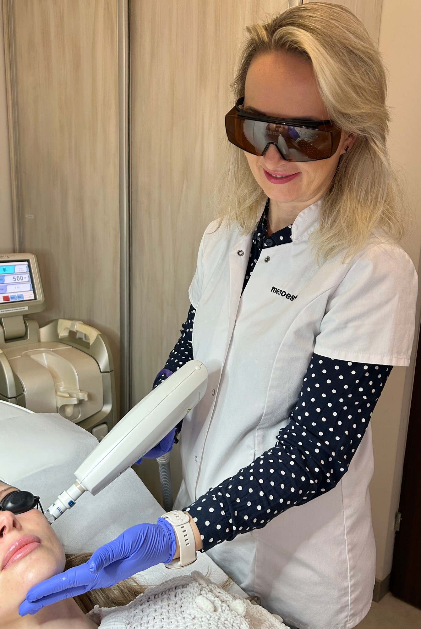 Ujędrnianie skóry i poprawy owalu twarzy